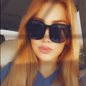 Meet your Posher, Alejandra